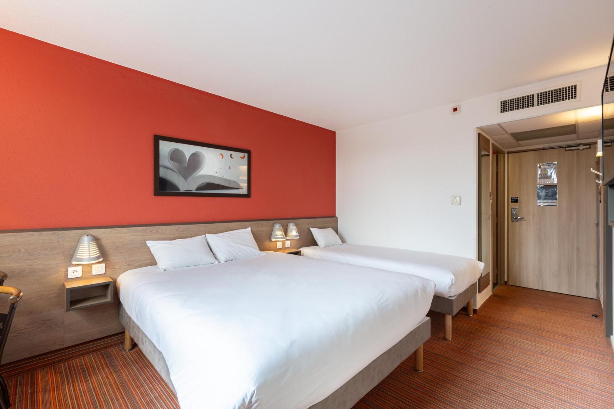 Ace Hotel Chateauroux Deols Exterior photo