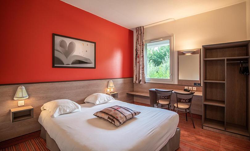 Ace Hotel Chateauroux Deols Exterior photo